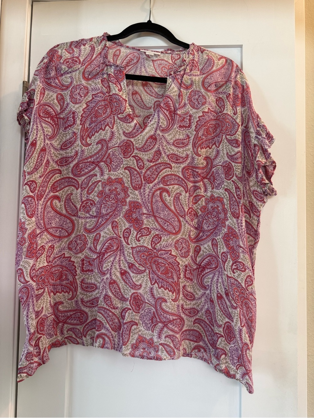 J. Jill Pink Paisley V-Neck Short Sleeve Blouse